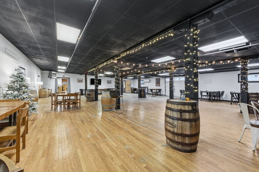 More Photos Of 2 Chapel St, Honesdale Flex For Lease