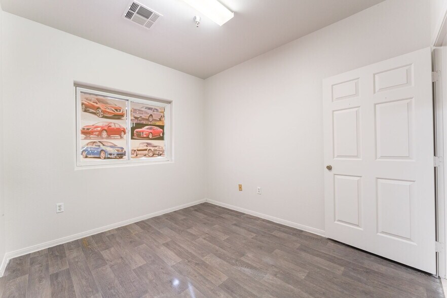 More Photos Of 4650 Judson Ave, Las Vegas Warehouse For Lease