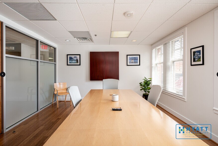 More Photos Of 188 Main St, Annapolis Storefront For Sale