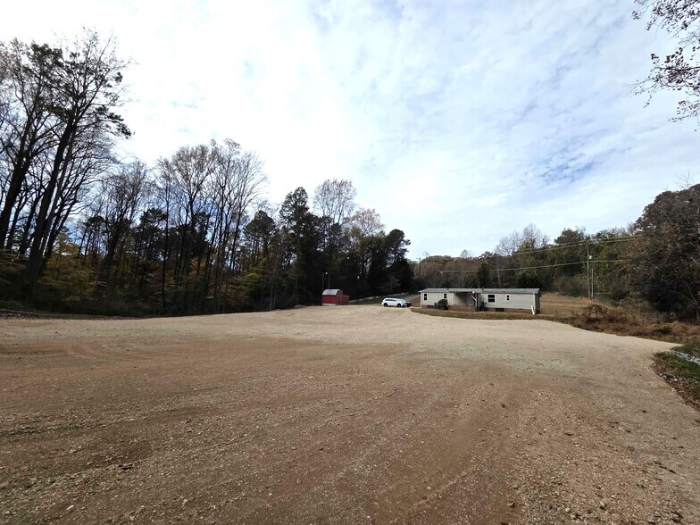 More Photos Of 12017 Moores Chapel Rd, Charlotte Land For Lease