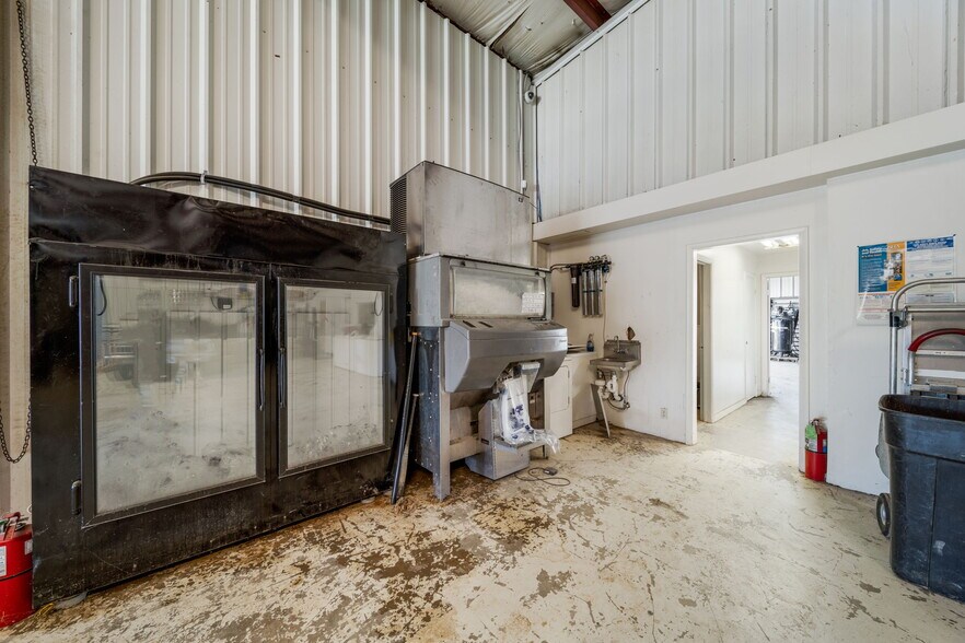 More Photos Of 3501 Westport Marina Rd, Cleveland Marina For Sale