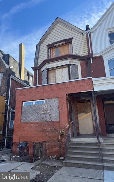 Primary Photo Of 6624 Woodland Ave, Philadelphia Multifamily For Sale