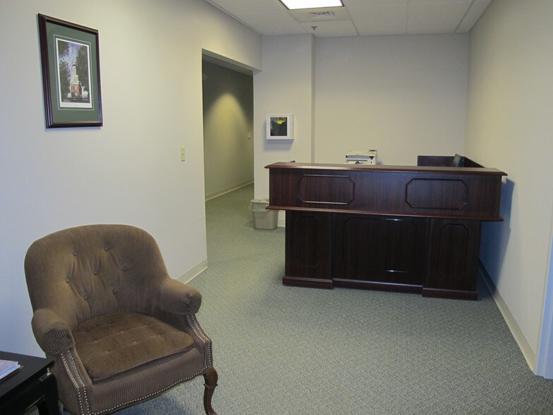 More Photos Of 51 S Duke St, Lancaster Office For Lease