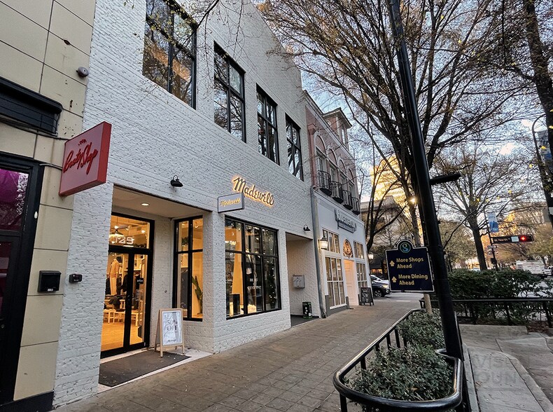 More Photos Of 125 N Main St, Greenville Loft Creative Space For Lease