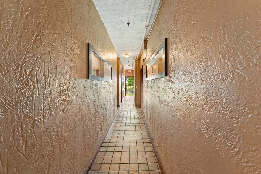 More Photos Of 809 Nooseneck Hill Rd, West Greenwich Restaurant For Sale