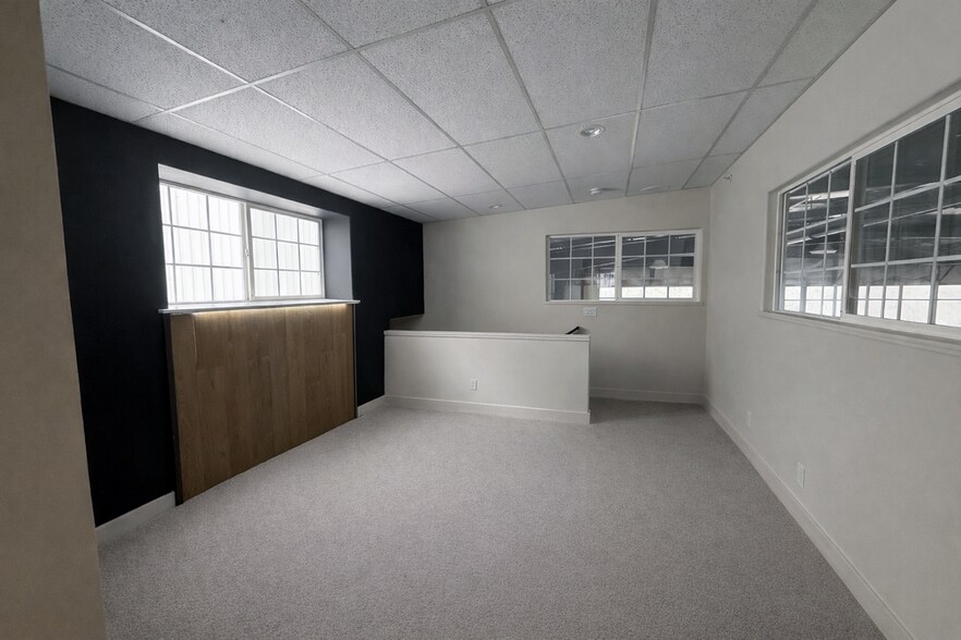 More Photos Of 14369 Keil Rd NE, Aurora Industrial For Sale