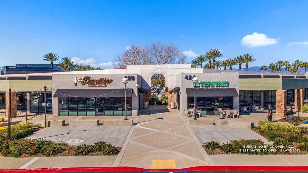 More Photos Of 420-424 E Hospitality Ln, San Bernardino Storefront For Sale
