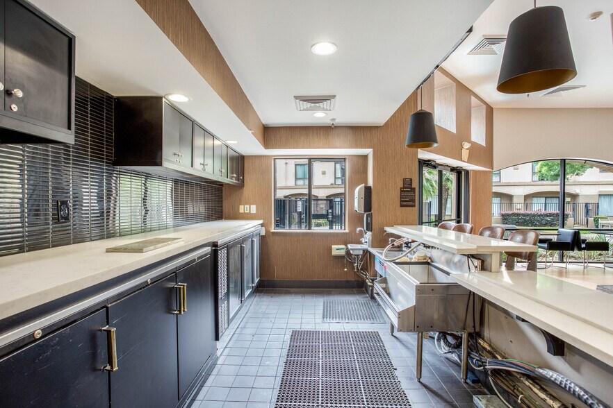 More Photos Of 11260 Point East Dr, Rancho Cordova Apartments For Sale