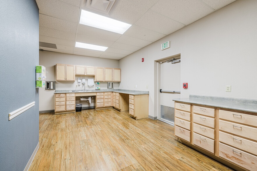 More Photos Of 2715 Argent Ave, Elko Unknown For Lease