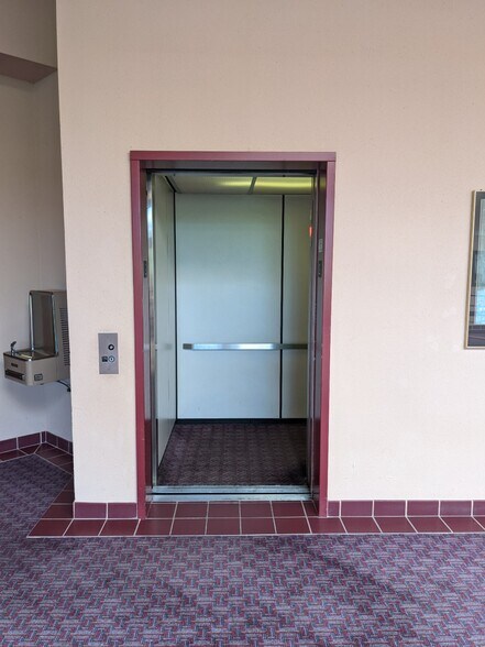 More Photos Of 108 Whispering Pines Dr, Scotts Valley Medical For Lease