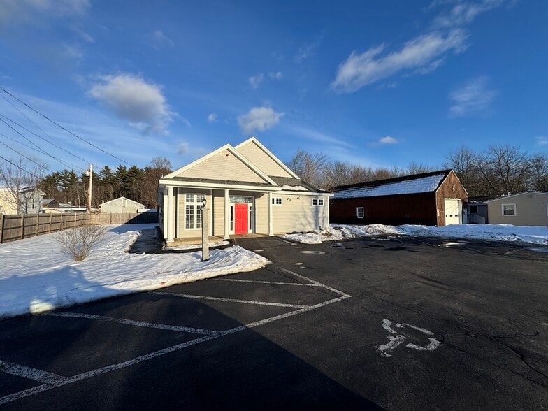 More Photos Of 78 Fisherville Rd, Concord Flex For Sale