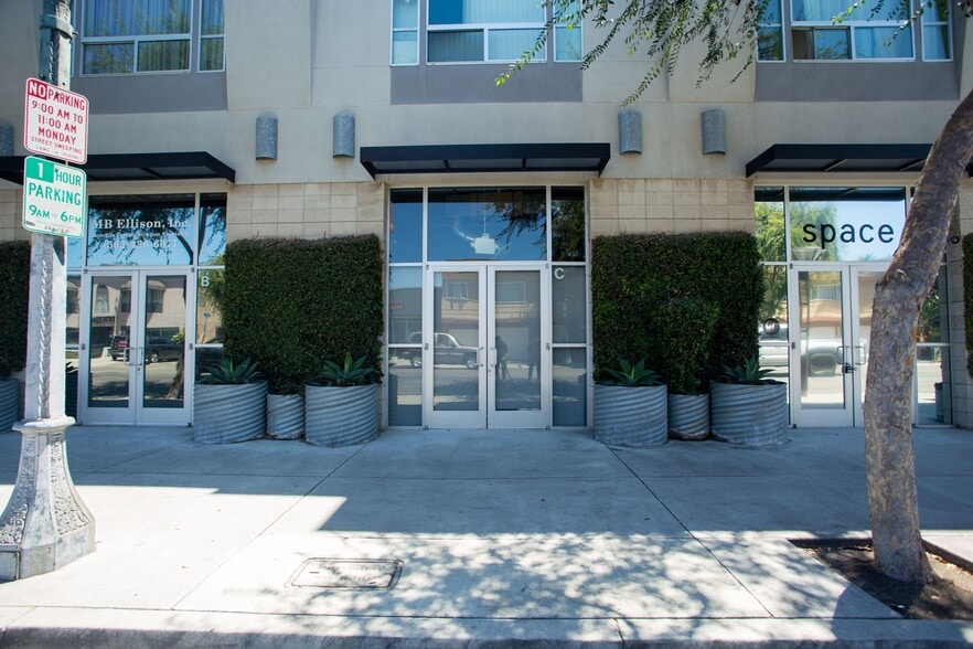 More Photos Of 820-834 E 4th St, Long Beach Storefront Retail Office For Sale