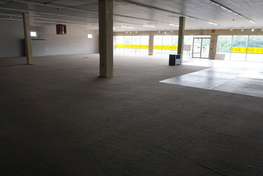 More Photos Of 1701-1707 Bethlehem Pike, Hatfield Freestanding For Lease