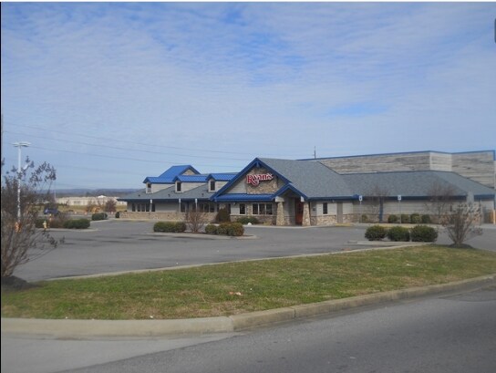 More Photos Of 504 Crockett Trace Dr, Morristown Restaurant For Sale