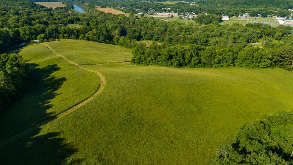 More Photos Of 160 Dresden Adamsville Rd, Dresden Land For Sale