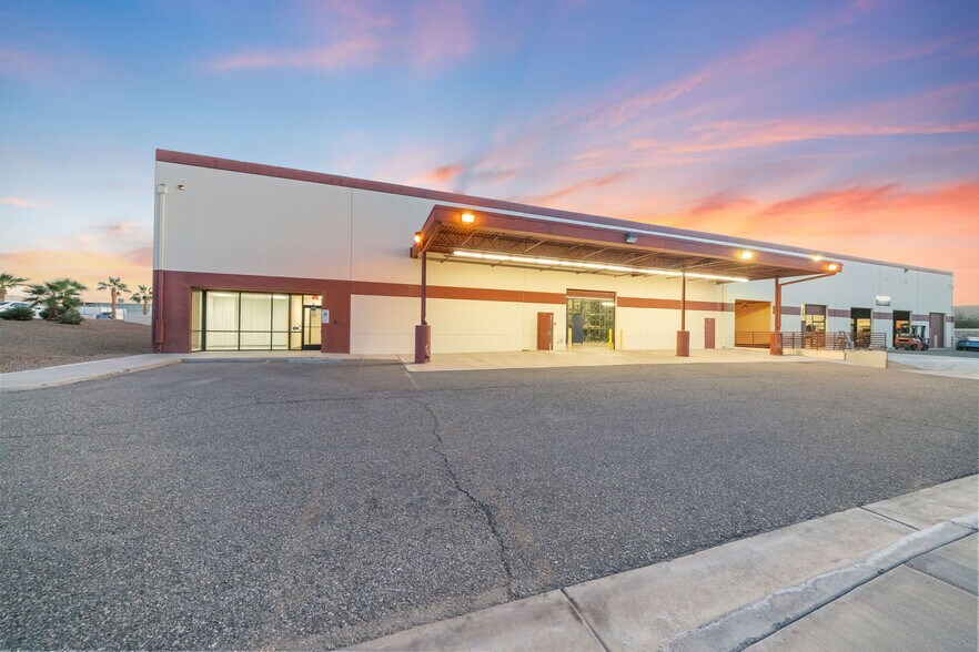 More Photos Of 1105 Aviation Dr, Lake Havasu City Manufacturing For Lease