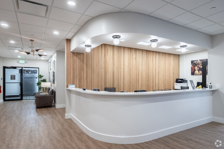 More Photos Of 855 Valley Rd, Clifton Medical For Lease