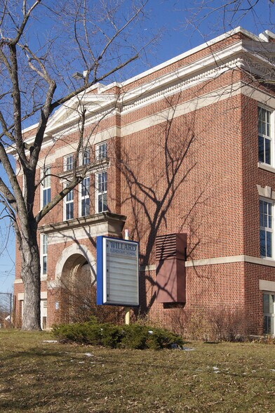 More Photos Of 2220 16th Ave N, Minneapolis Schools For Sale