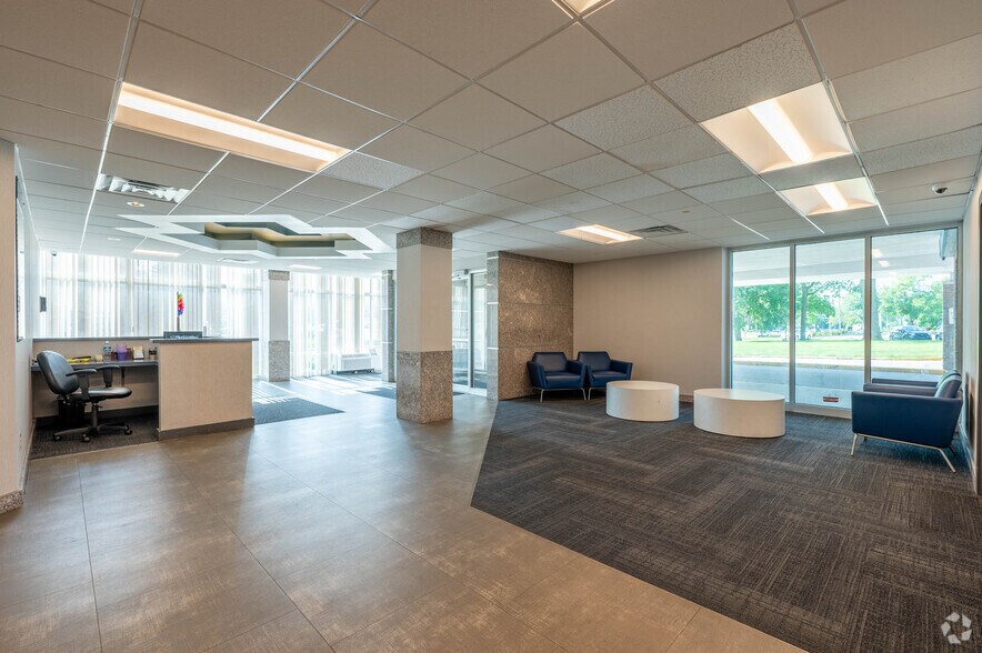 More Photos Of 3266 N Meridian St, Indianapolis Medical For Lease