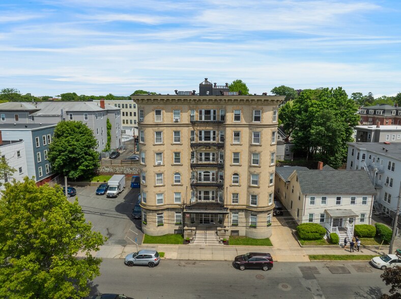 More Photos Of 16 Newhall St, Lynn Apartments For Sale