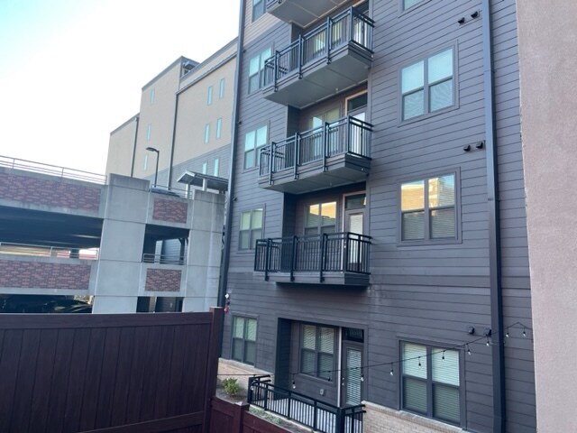 More Photos Of 141 W Main Ave, Gastonia General Retail For Sale