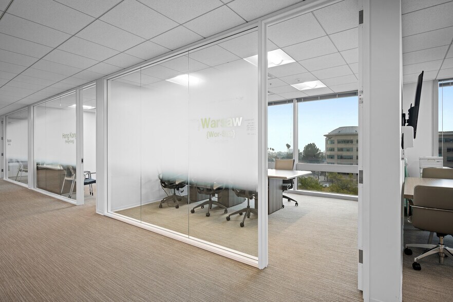 More Photos Of 301 N Lake Ave, Pasadena Office For Lease