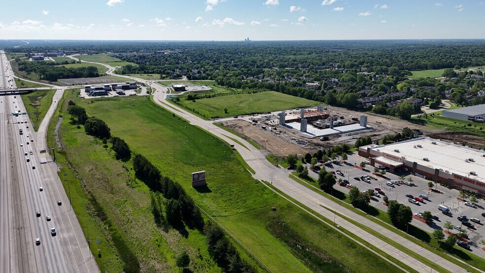 Primary Photo Of Plum Dr @ 100th St, Urbandale Land For Sale