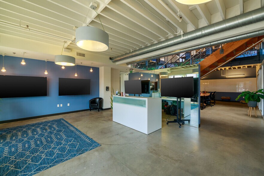 More Photos Of 1104 Highland Ave, Manhattan Beach Loft Creative Space For Sale