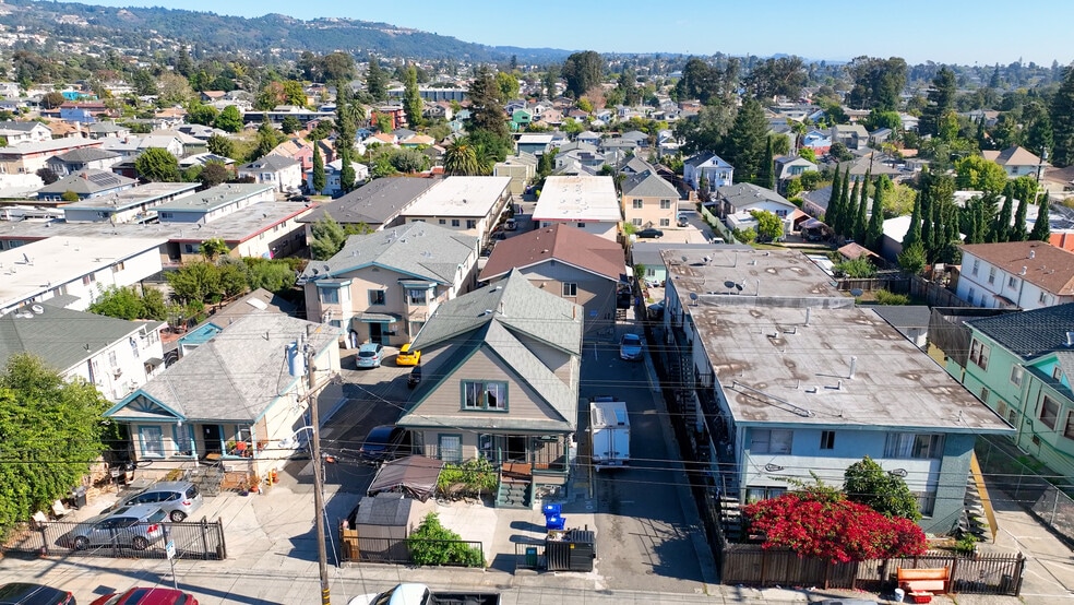 Primary Photo Of 3142 Coolidge Ave, Oakland Apartments For Sale