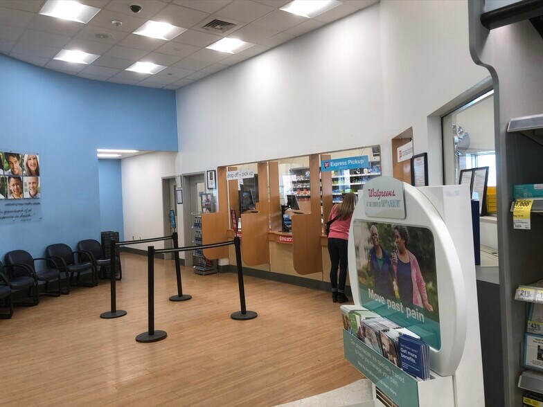 More Photos Of 265 W Co-105 Hwy, Monument Drugstore For Sale