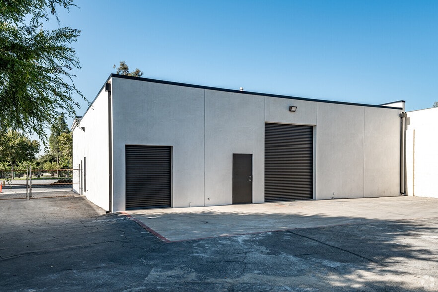 More Photos Of 1215 E Foothill Blvd, Upland Storefront Retail Office For Lease