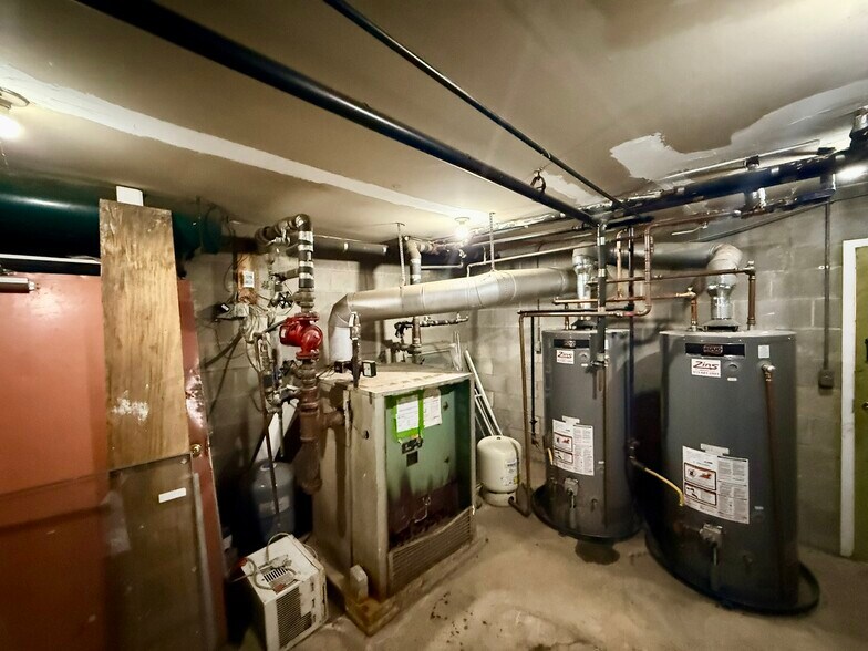 More Photos Of 911-913 Rogers Pl, Cincinnati Apartments For Sale