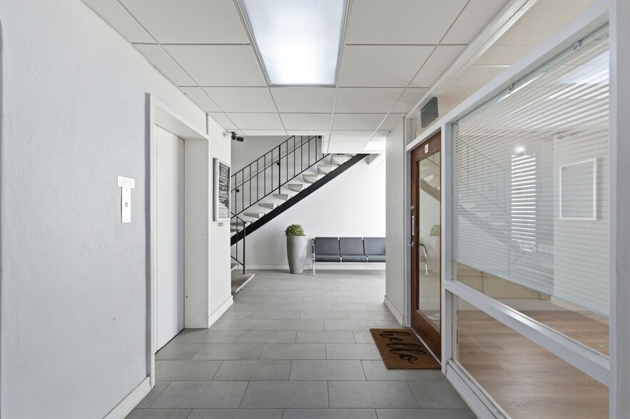 More Photos Of 6500 Fairmount Ave, El Cerrito Storefront Retail Office For Sale