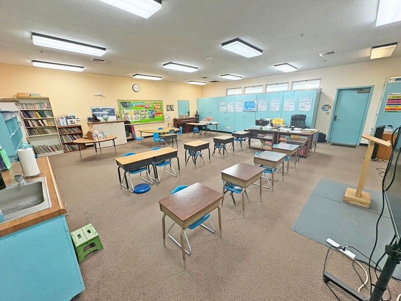 More Photos Of 4900 Kings Row, El Monte Religious Facility For Sale