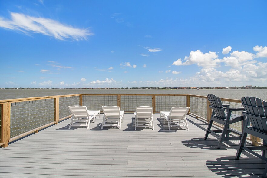 More Photos Of 3821 Nasa Pky, El Lago Lodge Meeting Hall For Sale