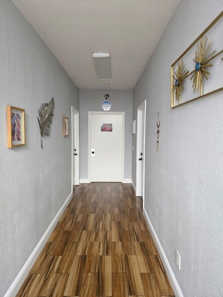 More Photos Of 512-522 23rd St, Richmond Storefront Retail Office For Lease