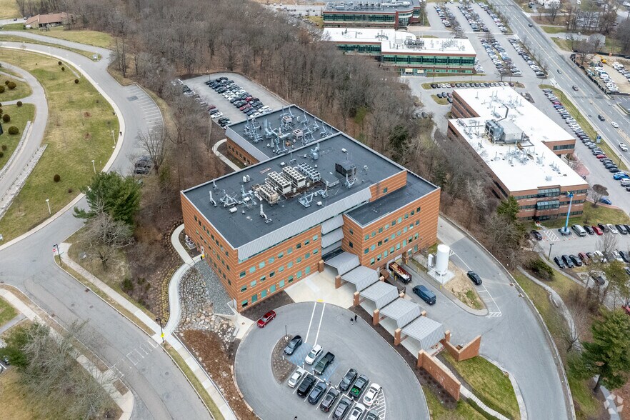 More Photos Of 1 Innovation Dr, Worcester Medical For Lease