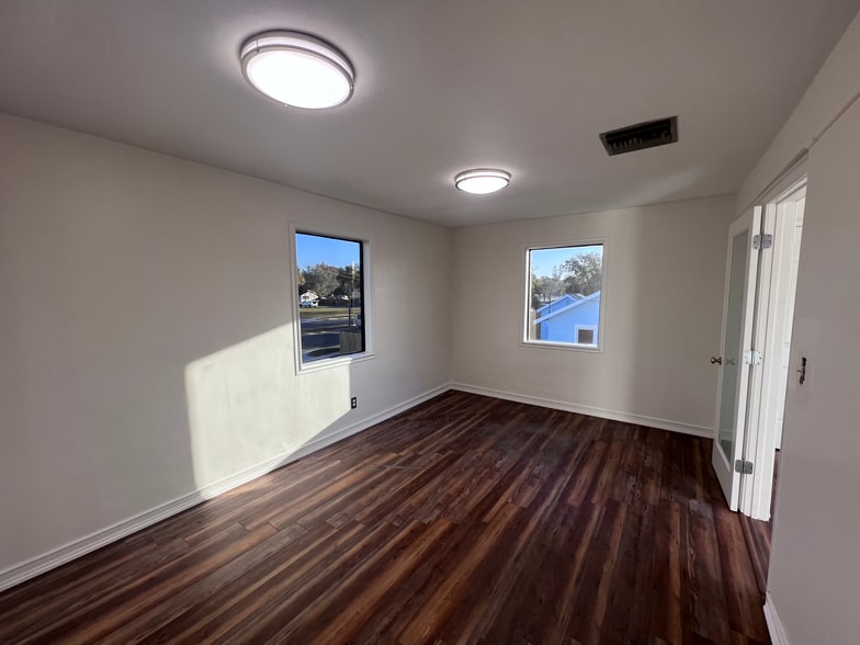 More Photos Of 5355 Dr. Martin Luther King, J St N, Saint Petersburg Office For Lease