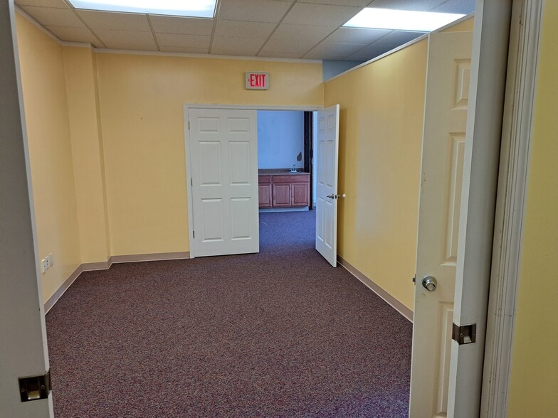 More Photos Of 2820 Old Lincoln Hwy, Trevose Light Distribution For Sale