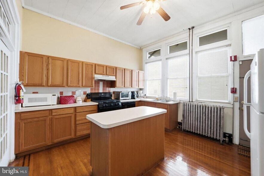 More Photos Of 401-407 N Patterson Park Ave, Baltimore Religious Facility For Sale
