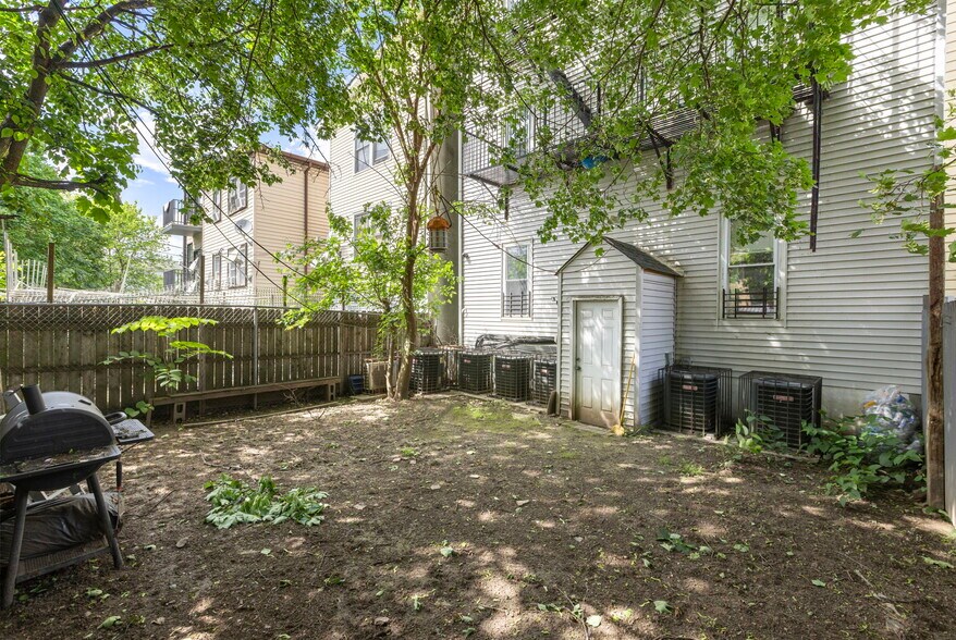 More Photos Of 19 Jewett Ave, Jersey City Apartments For Sale