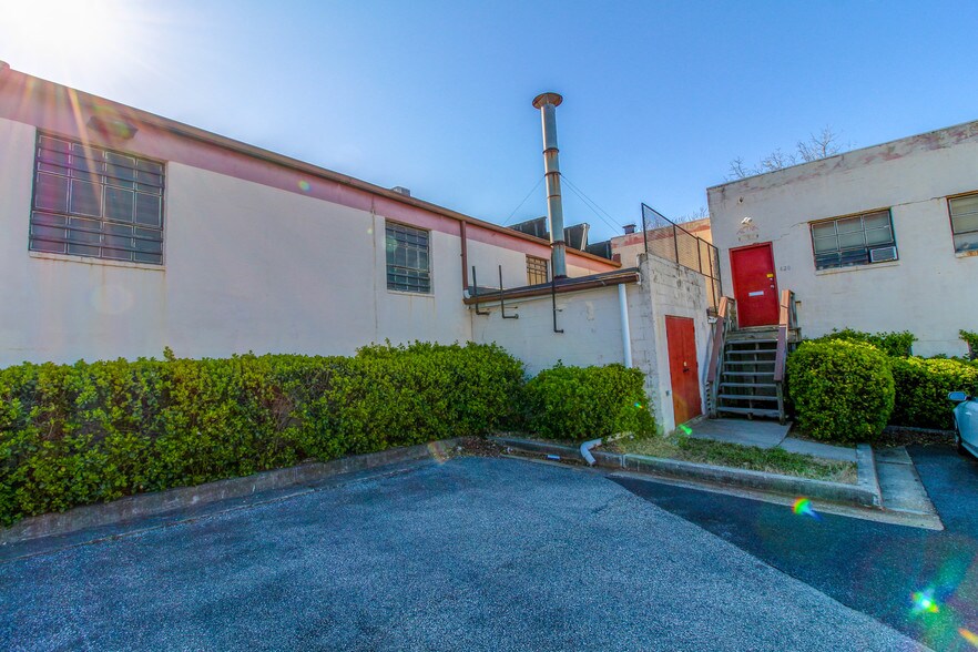 More Photos Of 620-626 Franklin Ave, Essex Warehouse For Sale