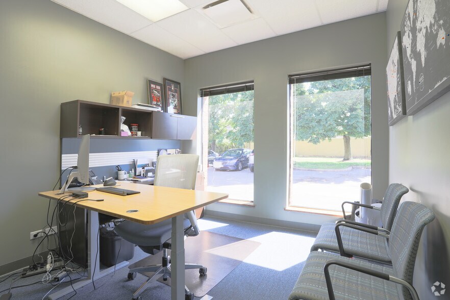 More Photos Of 5509 N Cumberland Ave, Chicago Office For Lease