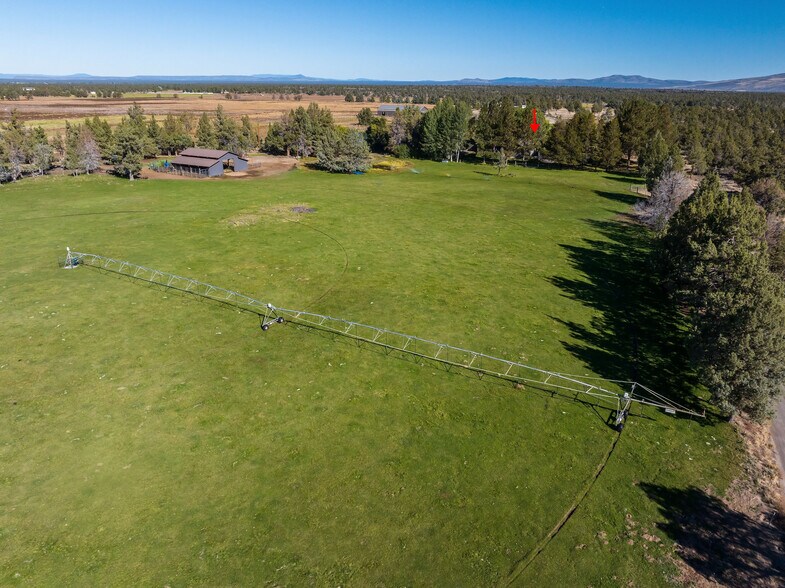 More Photos Of 61212 Obernolte Rd, Bend Specialty For Sale