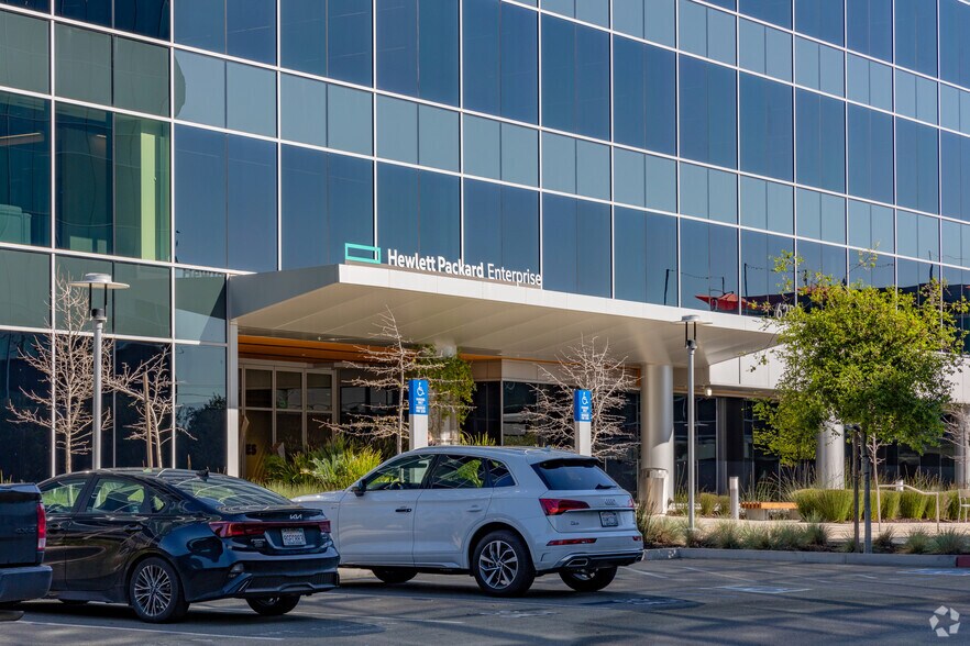 More Photos Of 6280 America Center Dr, San Jose Office Residential For Lease