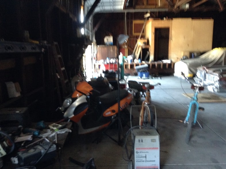 More Photos Of 1611 S Airport Way, Stockton Specialty For Lease