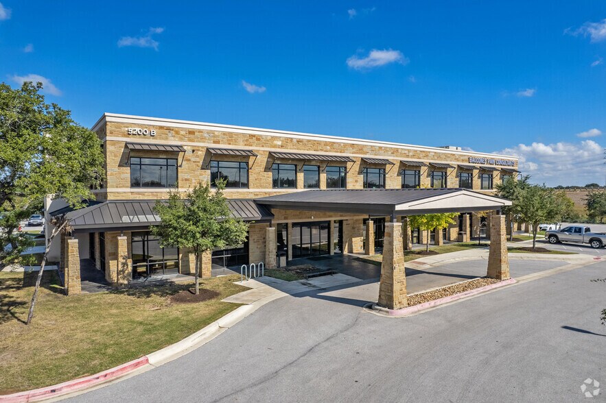 More Photos Of 5200-B Davis Ln, Austin Medical For Lease