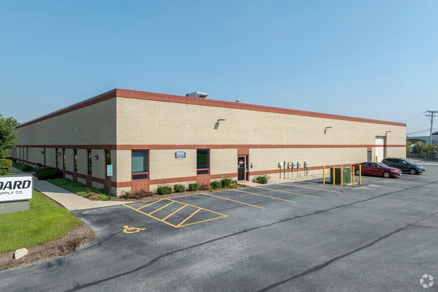 Primary Photo Of 10047 Virginia Ave, Chicago Ridge Warehouse For Lease
