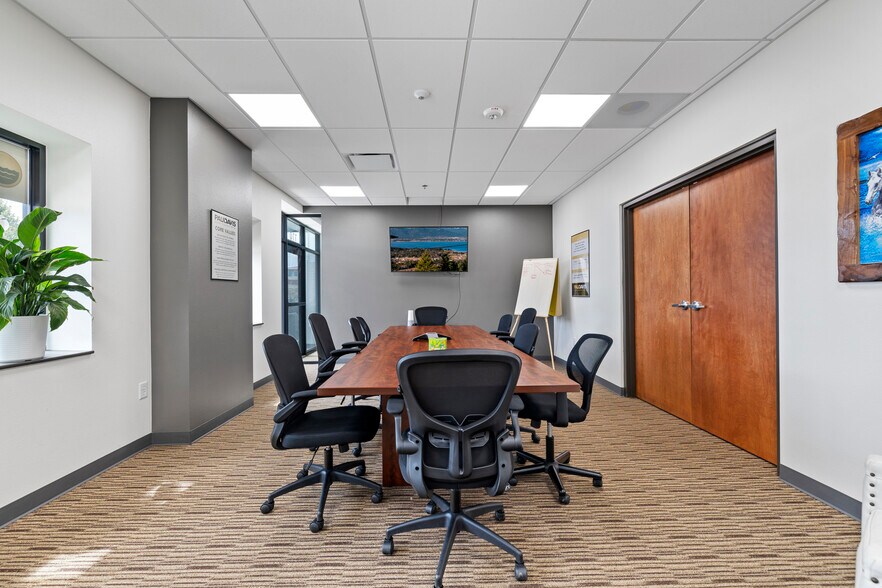 More Photos Of 2026-2027 Bear Mountain Dr, Fort Collins Research And Development For Sale