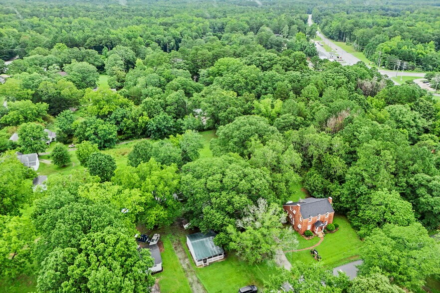 More Photos Of 138 Main St, Sharpsburg Flex For Sale